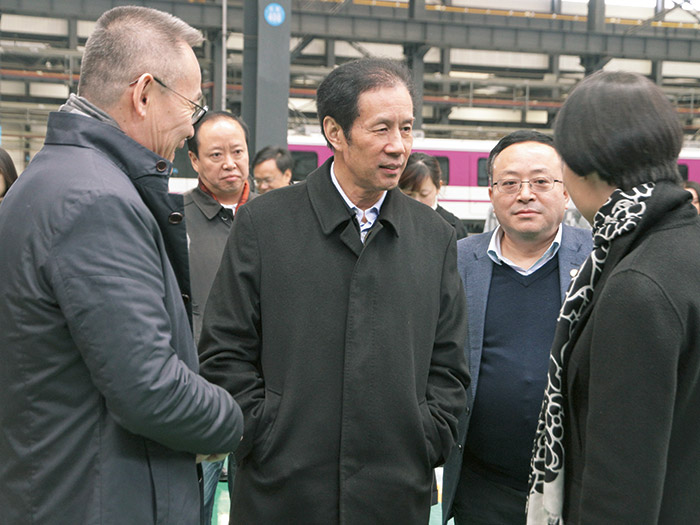  原四川省人大副主任陈光志一行莅临四川发展KU游体育股份调研指导工作,公司董事长肖光辉陪同